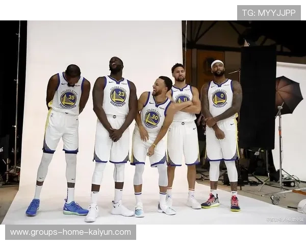 勇士秘密引援曝光，库里笑开三颗心