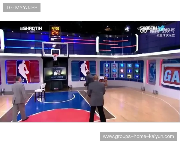 NBA扣篮头顶越过两人，裁判表情瞬间僵住